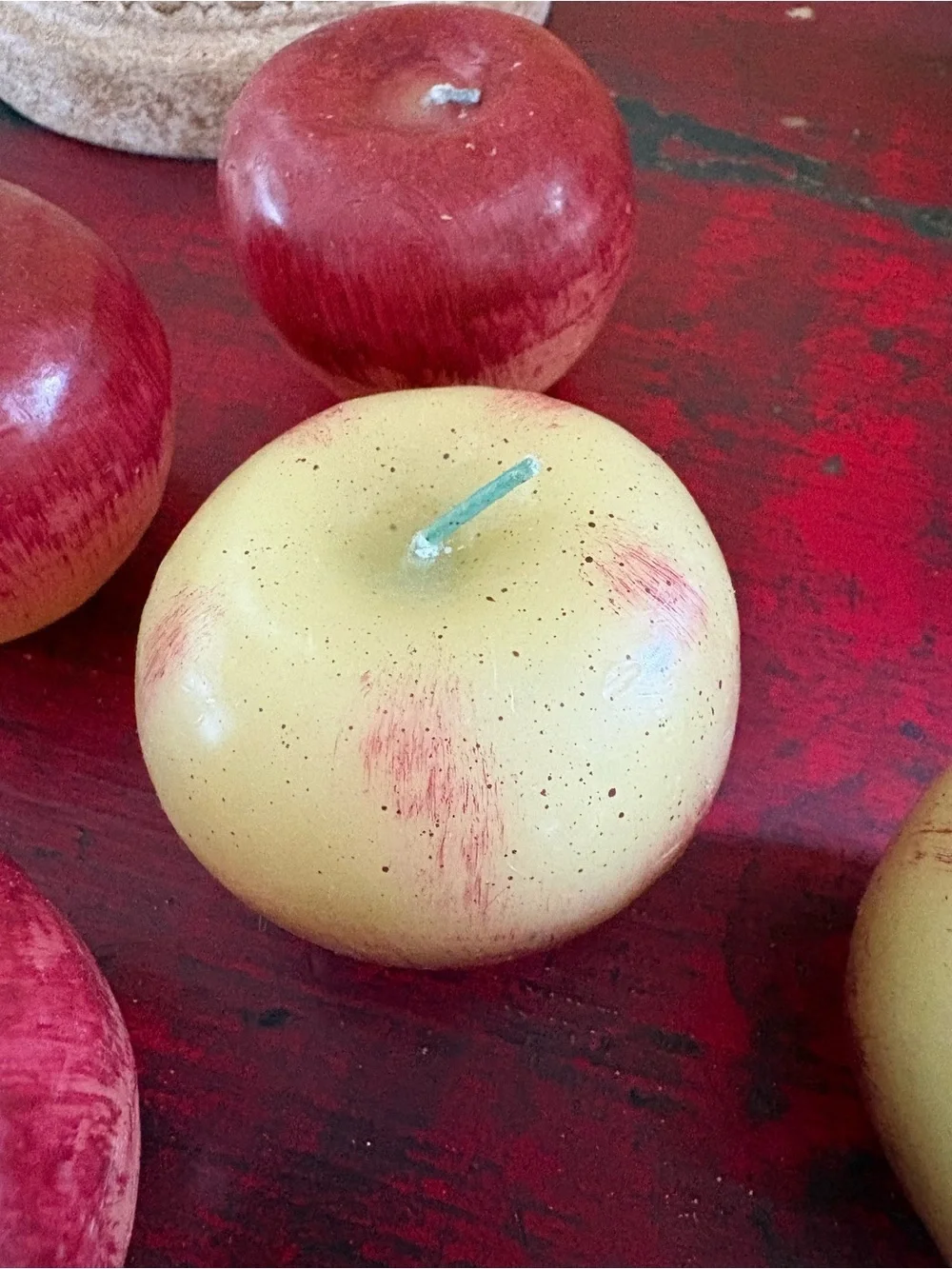 🍎Realistic Decorative Apple Candles